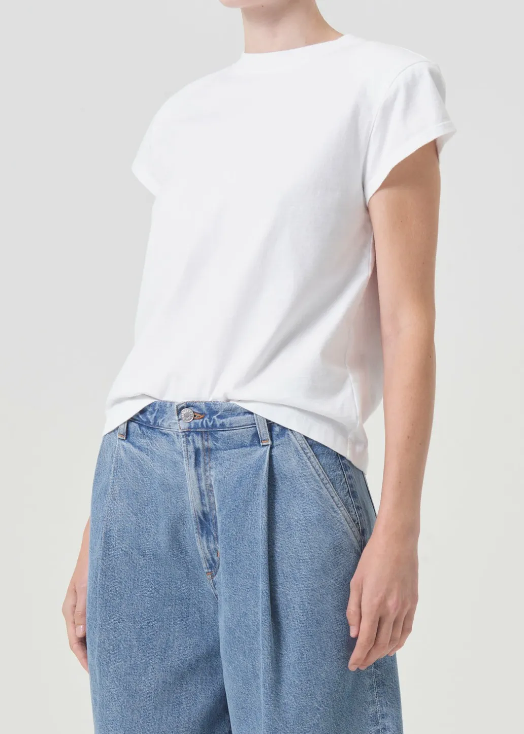 AGOLDE Bryce Shoulder Pad Tee In White Best Sale