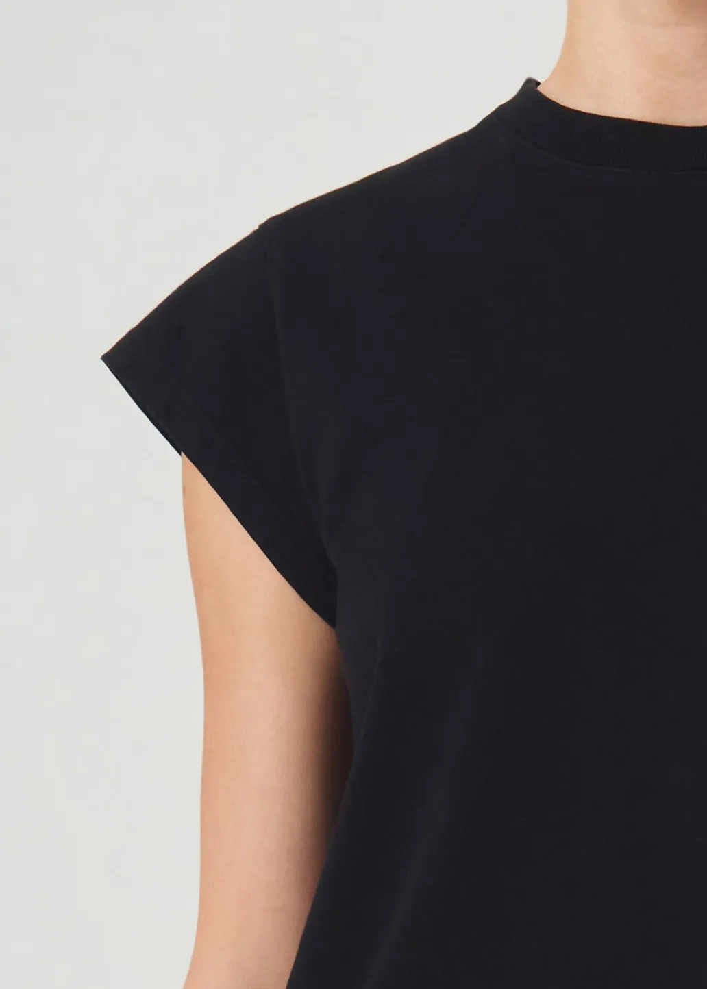 AGOLDE Bryce Tee In Black New