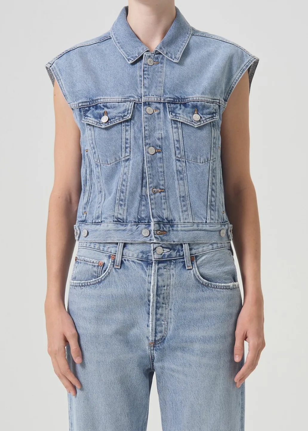 AGOLDE Charli Vest In Immortal Best