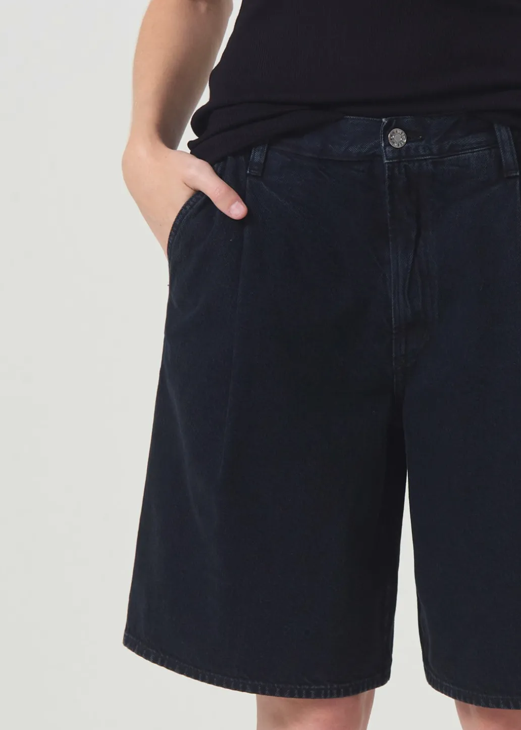AGOLDE Ellis Trouser Short In Crushed Best